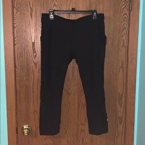 Lululemon Athletica Women’s Cropped Leggings